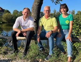 Thomas von Szarnowksi (links) mit Roland Dörfler und Marina Abstreiter.